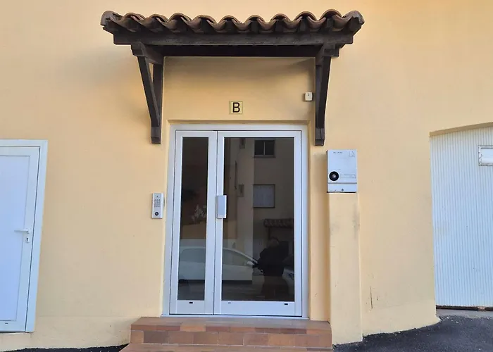 4 Couchages Cap D'agde Ct277-018 *